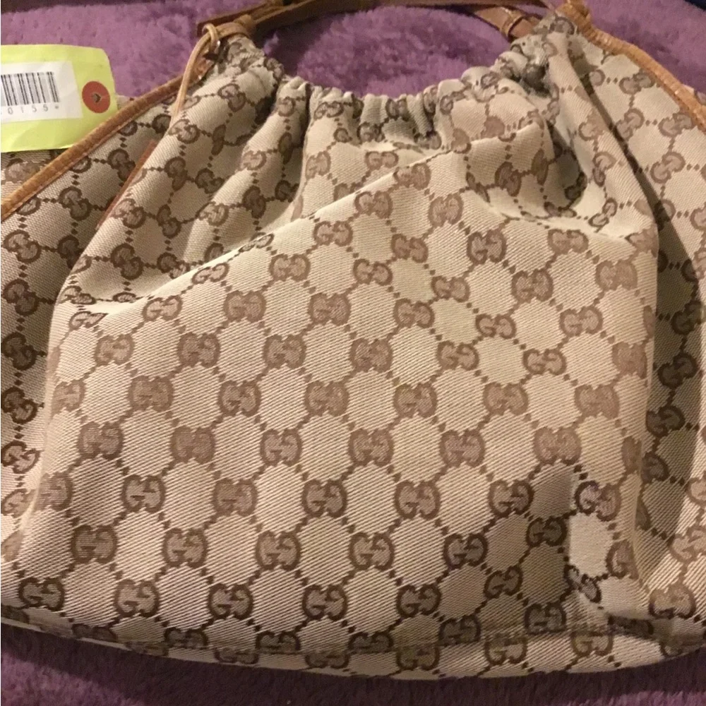 Vintage Authentic GG Pattern Leather Trim Large Gucci Tote Bag - Picture 9 of 15